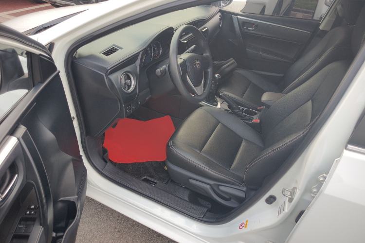 Used Toyota Corolla 2017 Revised Version 1.2T Manual GL Driver Seat