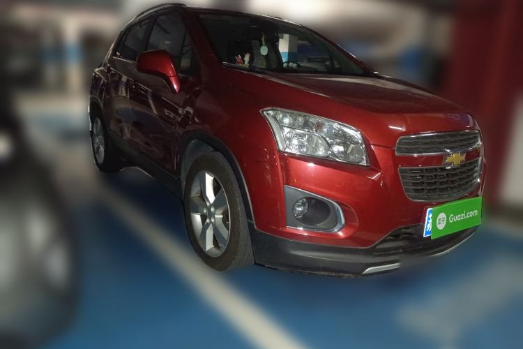 Used Chevrolet Trax 2014 1.4T Automatic Two-Wheel Drive Luxury Model Front Right 45 Deg