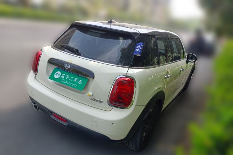 Used MINI 2019 1.5T COOPER Classic Edition Five-Door Version Rear Right 45 Deg