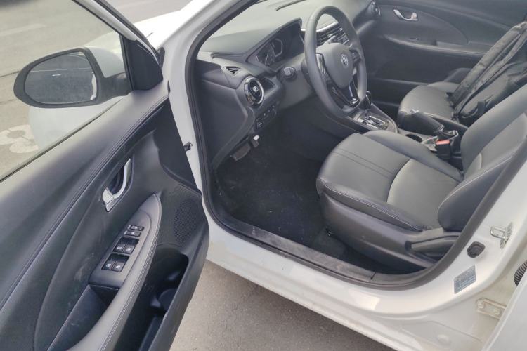 Used Changan Alsvin 2019 1.5L DCT Comfort Model China VI Standard