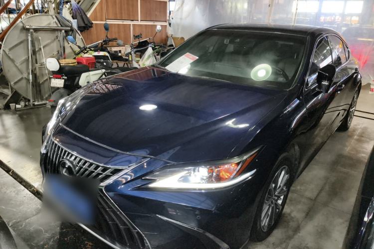 Used Lexus ES 2022 200 Excellence Edition