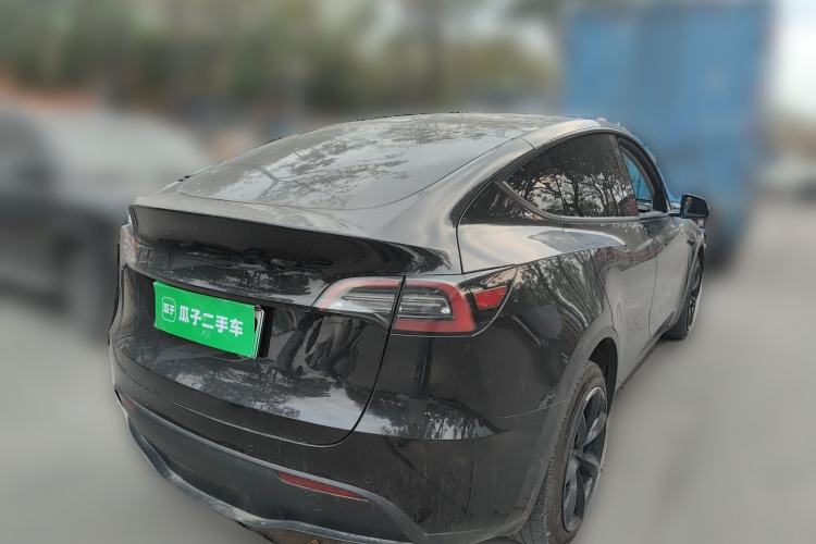 Used Tesla Model Y 2021 Revised Version 2 Long-Range All-Wheel-Drive Edition Rear Right 45 Deg