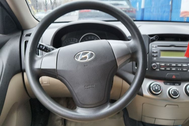 Used Hyundai Celesta 2011 1.6L Manual Luxury Model
