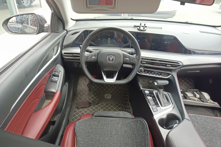 Used CHANGAN Eado 2021 PLUS Blue Whale NE 1.4T GDI DCT Flagship Model Steering Wheel