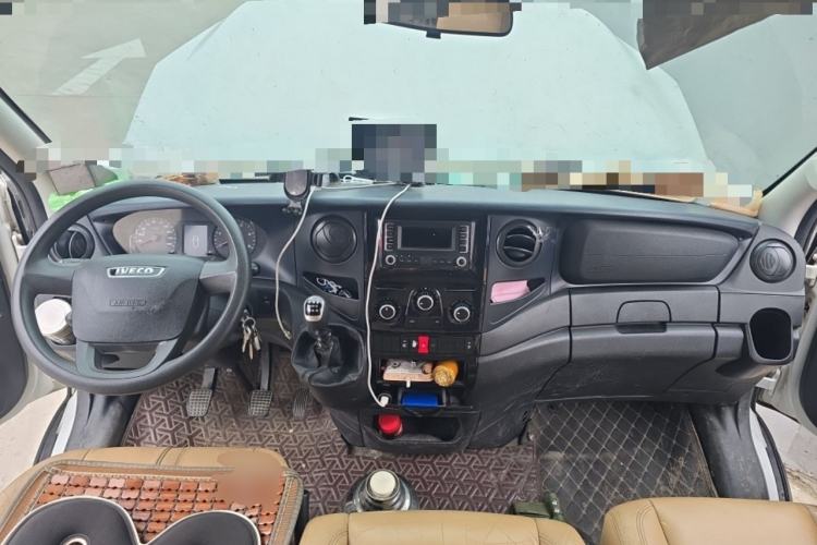 Used Iveco Eurocargo 2021 2.0T Manual Super-Rui Long Wheelbase Short Overhang High Roof Manual Doors F1A