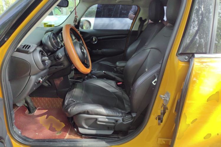 Used MINI 2016 1.5T COOPER Five-Door Edition
