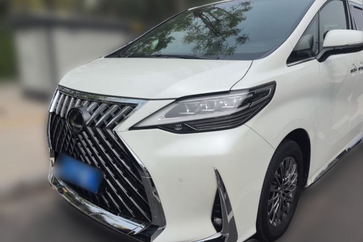 Used Lexus LM 2020 300h Seven-Seat Elegant Edition