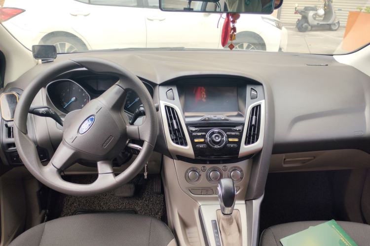 Used Ford Focus 2012 Sedan 1.6L Automatic Comfort Model