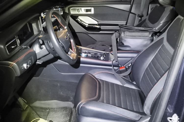 Used Ford Explorer 2023 EcoBoost 285 4x4 ST-LINE 6-Seater