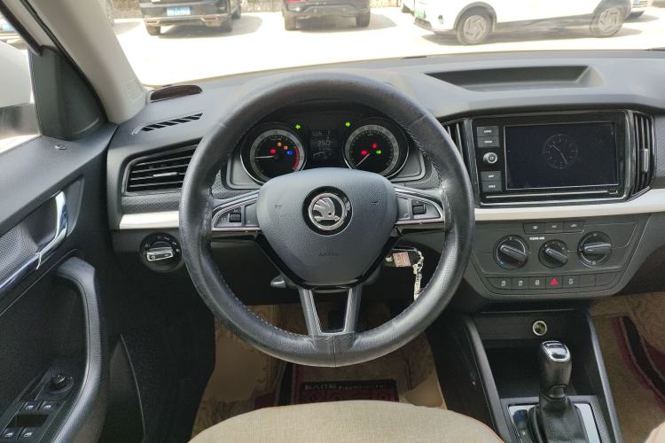 Used Skoda Kamiq 2018 1.5L Automatic Standard Version China V Emission Standard Steering Wheel