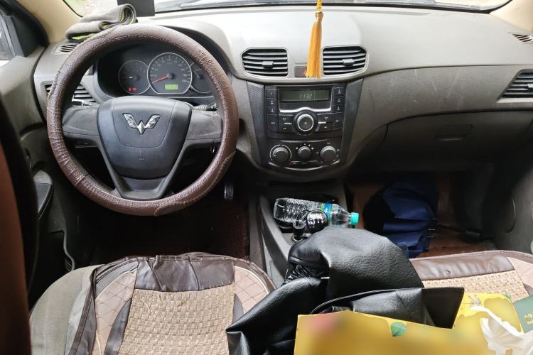 Used Wuling Hongguang 2014 1.2L Base Model China IV
