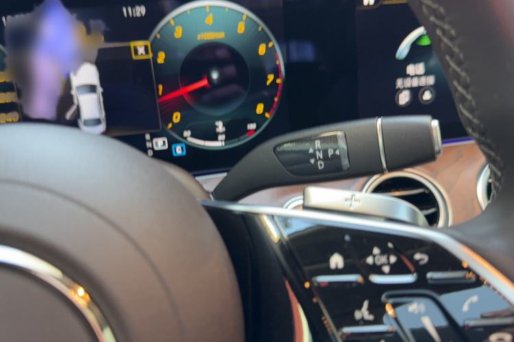 Used Mercedes-Benz E-Class 2022 Second Facelift E 300 L Fashion Edition
