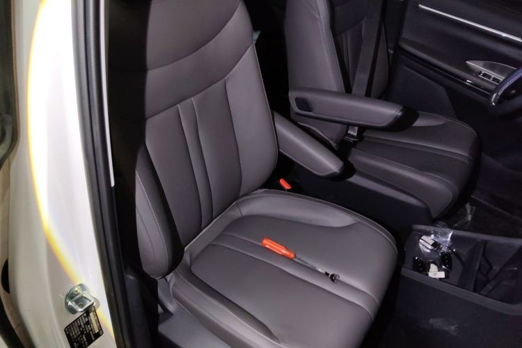 Used SAIC MAXUS Dajia 7 2024 Revised Version Super Hybrid Long-Range Edition Enjoyment Version Right Front Seat