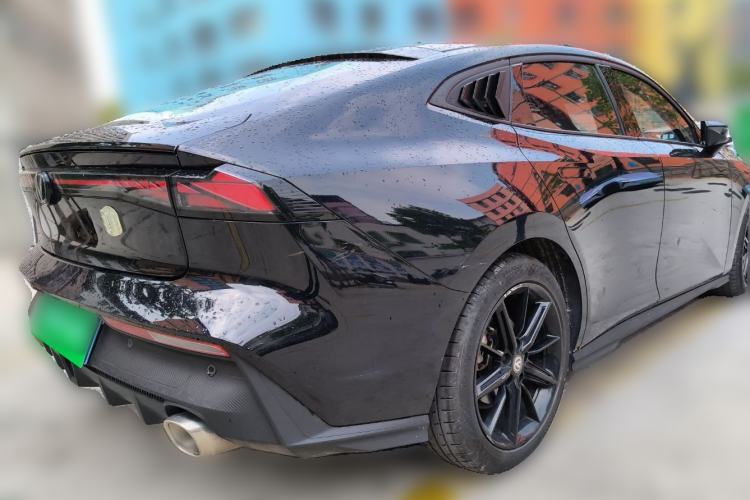 Used CHANGAN UNI-V 2023 1.5T Prestige Model
