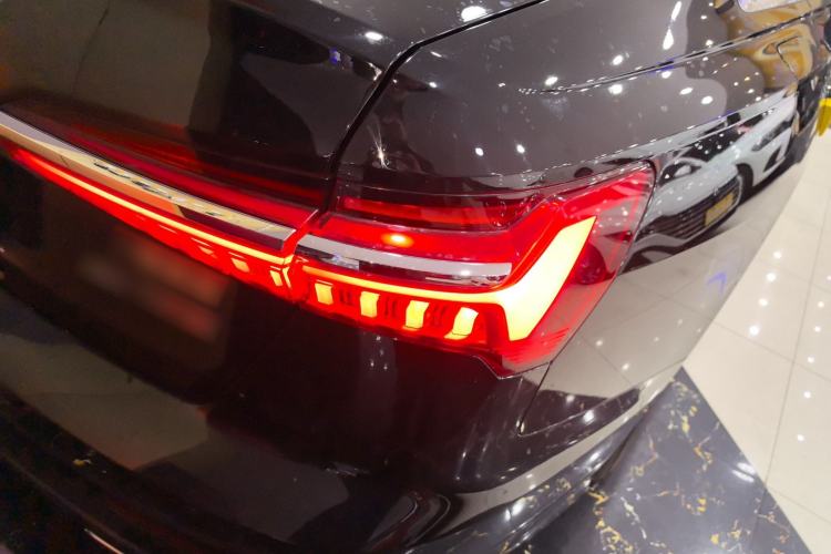 Used Audi A6L 2022 40 TFSI Luxury Dynamic Model Right Rear Taillight