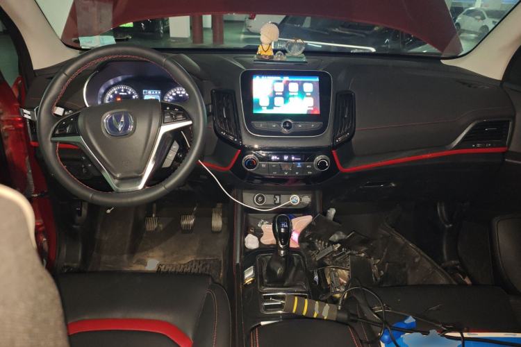 Used CHANGAN CS55 2017 1.5T Manual Colorful Edition Center Console