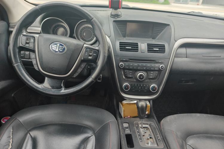 Used Bestune X80 2015 1.8T Automatic Luxury Model