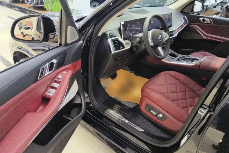 Used BMW X5 2023 xDrive 30Li Luxury M Sport Night Edition Package