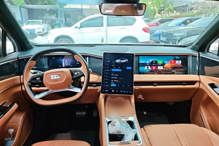 Used Geely Galaxy L7 2025 EM-i 115km Exploration+ Edition Center Console