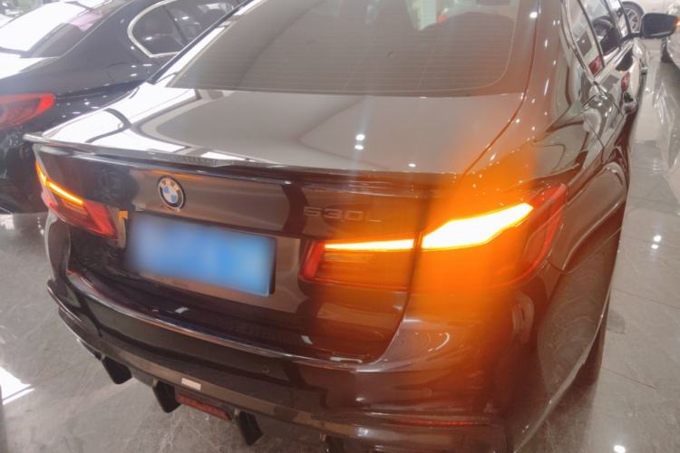 Used BMW 5 Series 2019 Restyled 530Li Luxury Edition M Sport Package
