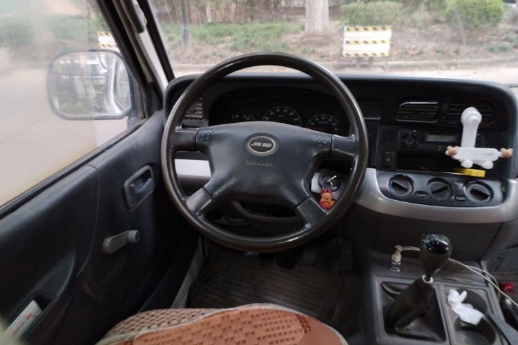 Used Jinbei Hiace 2011 2.0L 5th Generation Kuaiyunwang Standard Version 4G19 Steering Wheel