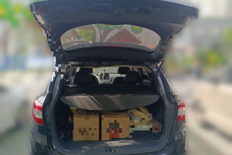 Used Hyundai ix35 2013 2.0L Automatic Two-Wheel Drive Smart GLS China IV Standard