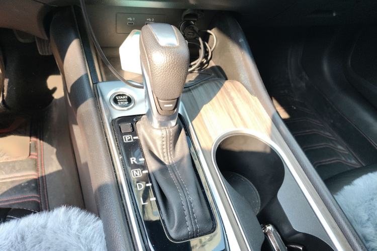 Used Nissan Teana 2021 2.0L XL Comfort Edition Gear Lever