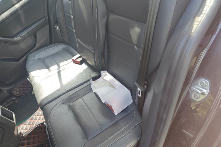 Used Volkswagen Lavida 2015 1.6L Manual Comfort Edition Left Rear Seat