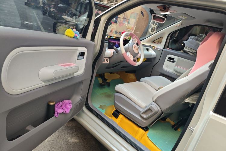 Used Wuling Air ev 2023 - Four Seats - Advanced Edition Driver Seat