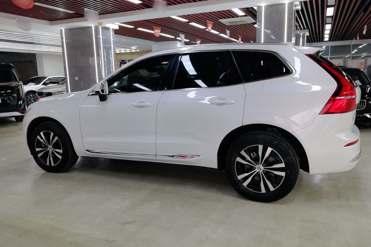 Used Volvo XC60 2024 B5 4x4 Smart Luxury Edition