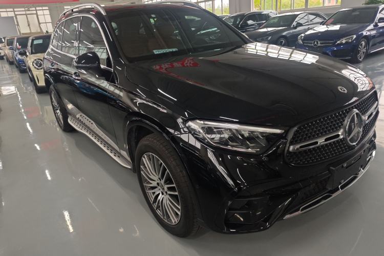 Used Mercedes-Benz GLC 2023 Refreshed GLC 300 L 4MATIC Dynamic Edition 5 Seats Front Right 45 Deg