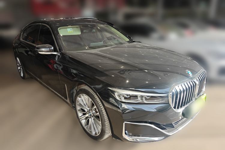 Used BMW 7 Series 2021 740Li Leading Edition Luxury Package Front Right 45 Deg