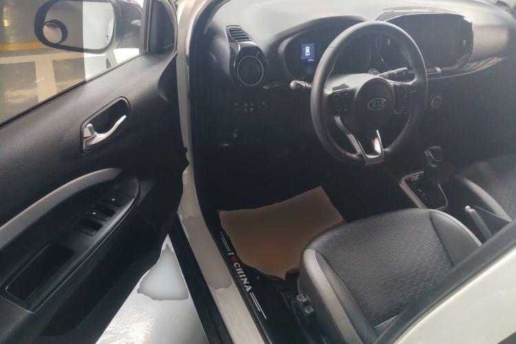 Used Kia kx1 Stonic 2019 1.4L Automatic Fun Edition China V Standard Driver Seat