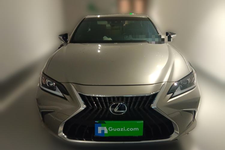 Used Lexus ES 2022 300h Excellence Edition