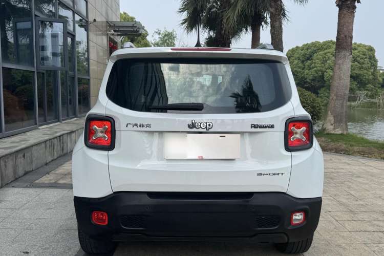 Used Jeep Renegade 2018 Connected Large Screen Version 180T Automatic Kinetic Edition+