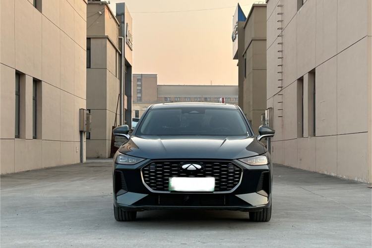 Used Chery Fengyun A8L 2025 1.5 TGDI 145 km Luxury Version
