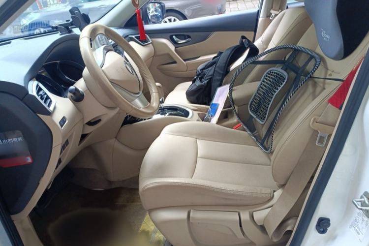 Used Nissan X-Trail 2015 2.0L CVT Comfort MAX Edition 2WD