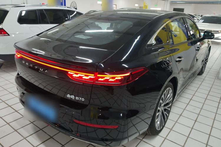Used Bestune B70 2024 Dragon Edition 1.5T Leading Model Rear Right 45 Deg