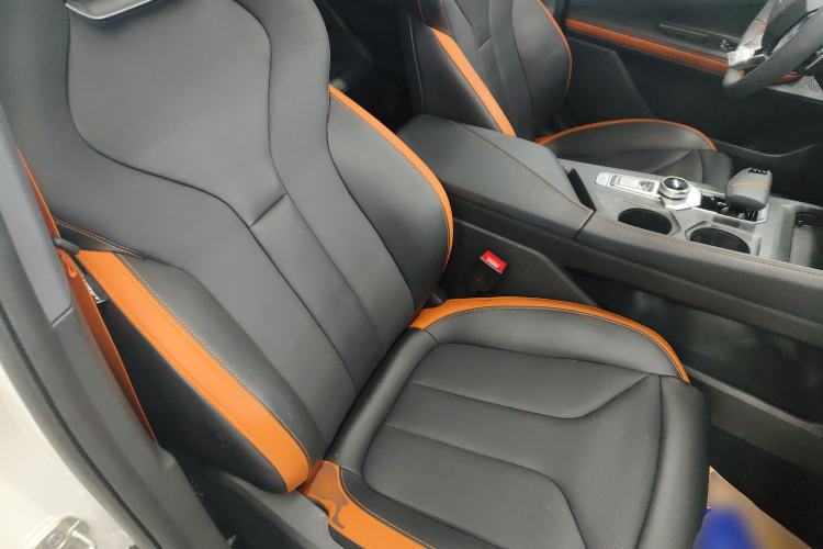 Used CHANGAN UNI-V 2024 1.5T High-Energy Version
