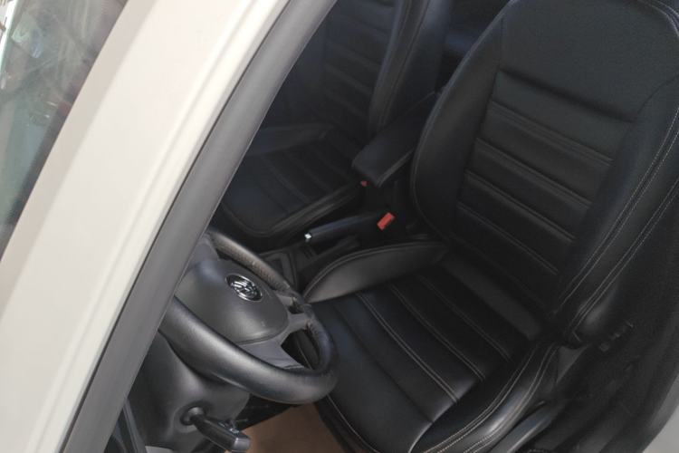 Used Volkswagen Gran Lavida 2015 1.6L Automatic Fashion Edition
