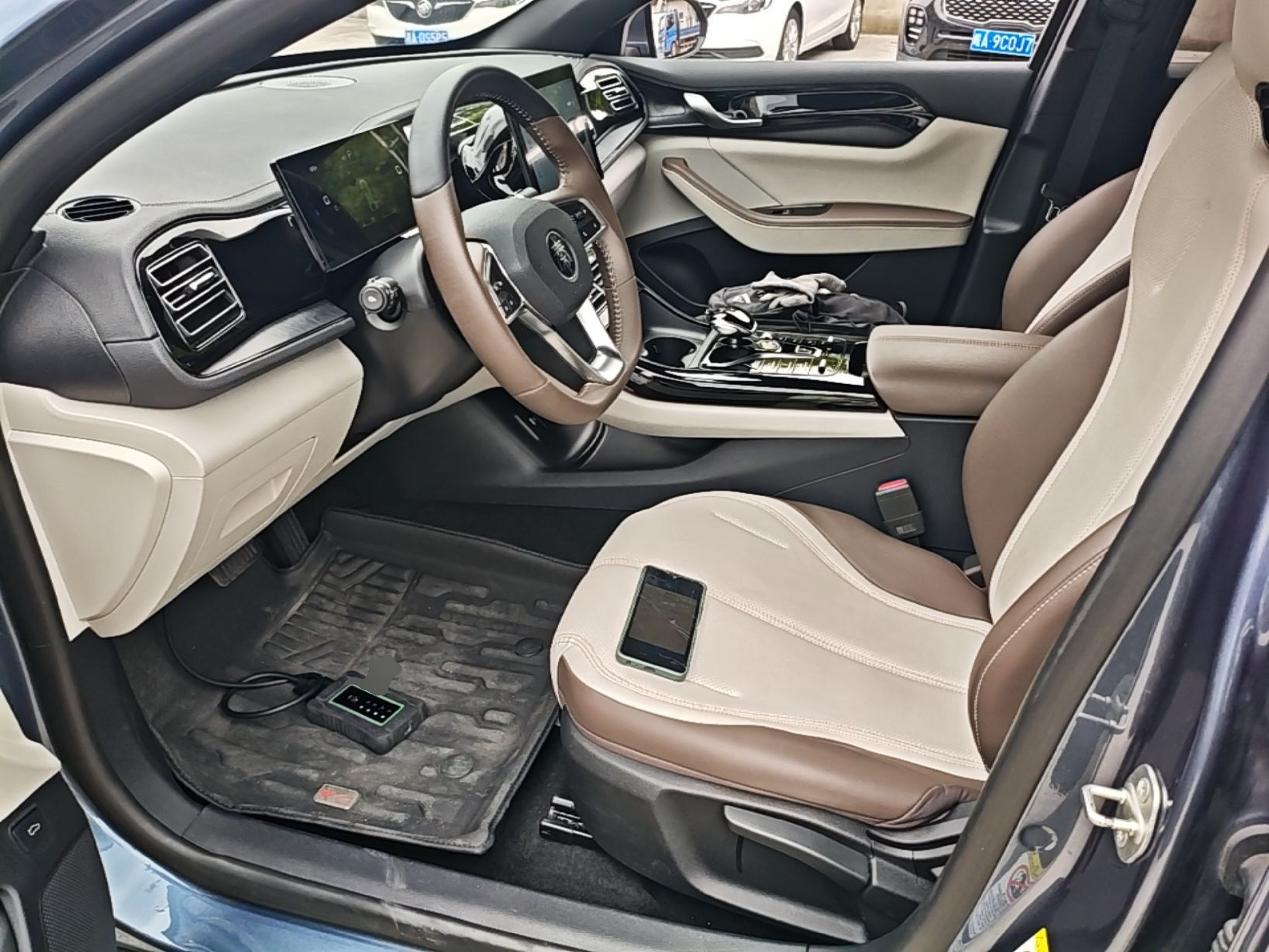 Vordere Reihe im Auto