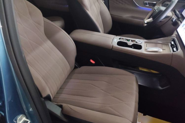 Used Chery Tiggo 8 PLUS C-DM 2025 1.5T 116 km Prestige Version 5 Seats