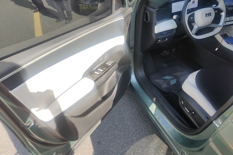 Used Geely Galaxy L7 2023 1.5T 115 km Starship