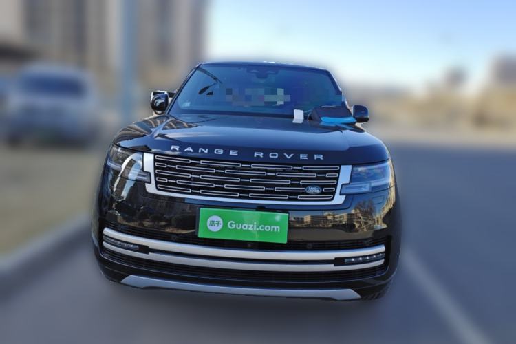 Used Land Rover Range 2023 3.0 L6 400 PS Extended Long-Wheelbase Version Front