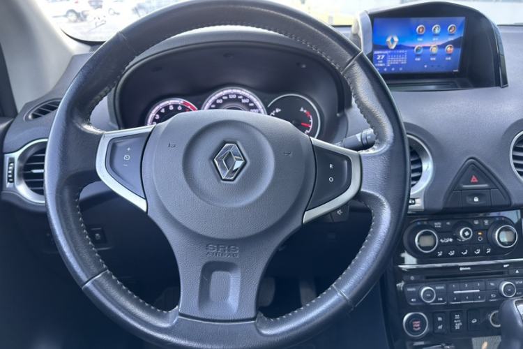 Used Renault Koleos 2015 2.5L 4x4 Comfort Edition
