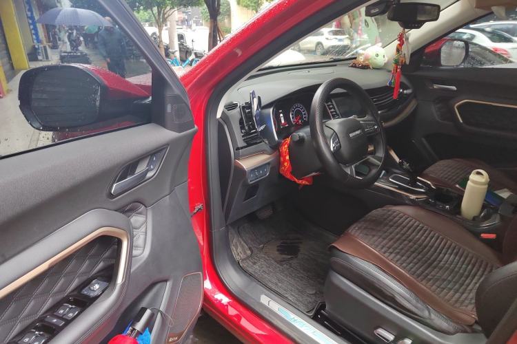 Used Haval H6 2021 1.5 GDIT Automatic Champion Edition Driver Seat