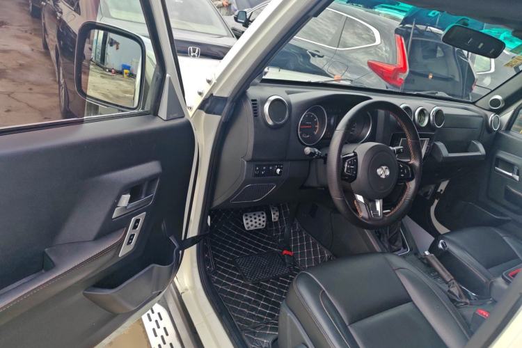 Used BAIC Off-Road BJ40 2016 40L 2.3T Automatic All-Wheel Drive Premium Edition