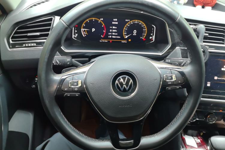 Used Volkswagen Tiguan L 2021 330TSI Automatic Two-Wheel Drive Smart Edition