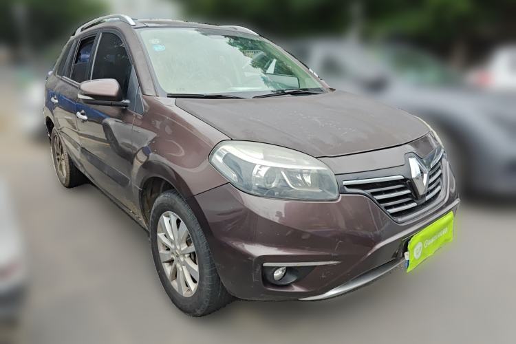 Used Renault Koleos 2014 2.0L Two-Wheel Drive Fashion Edition Front Right 45 Deg