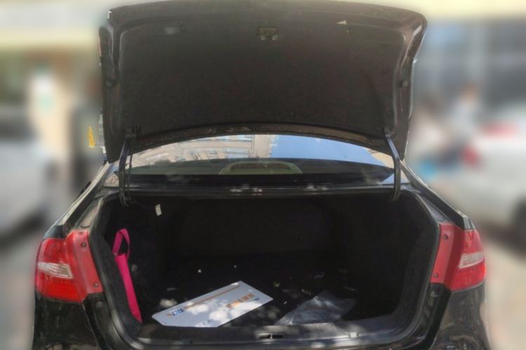 Used JAC Group Heyue 2012 1.5L Manual Business Luxury Edition
